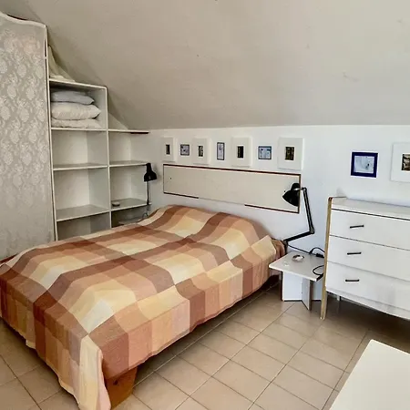 Puig Padro 4 2-2 Apartment