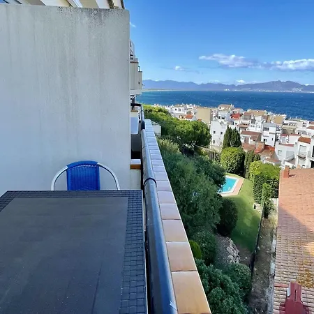 Apartment In Spain Near Sandy Beach